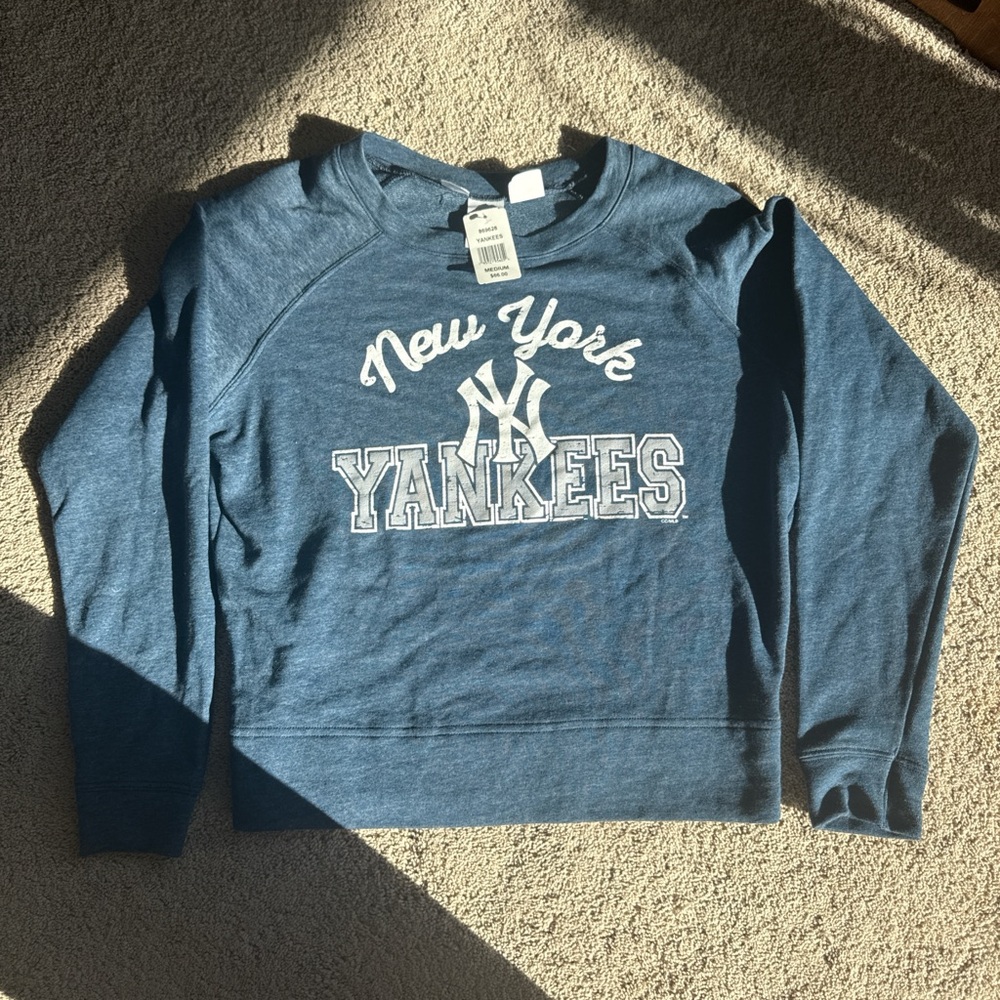 Women's New York Yankees Blue Crew Neck Sweater